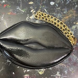 Betsey Johnson Lips Clutch Black Patten Leather gold chain purse